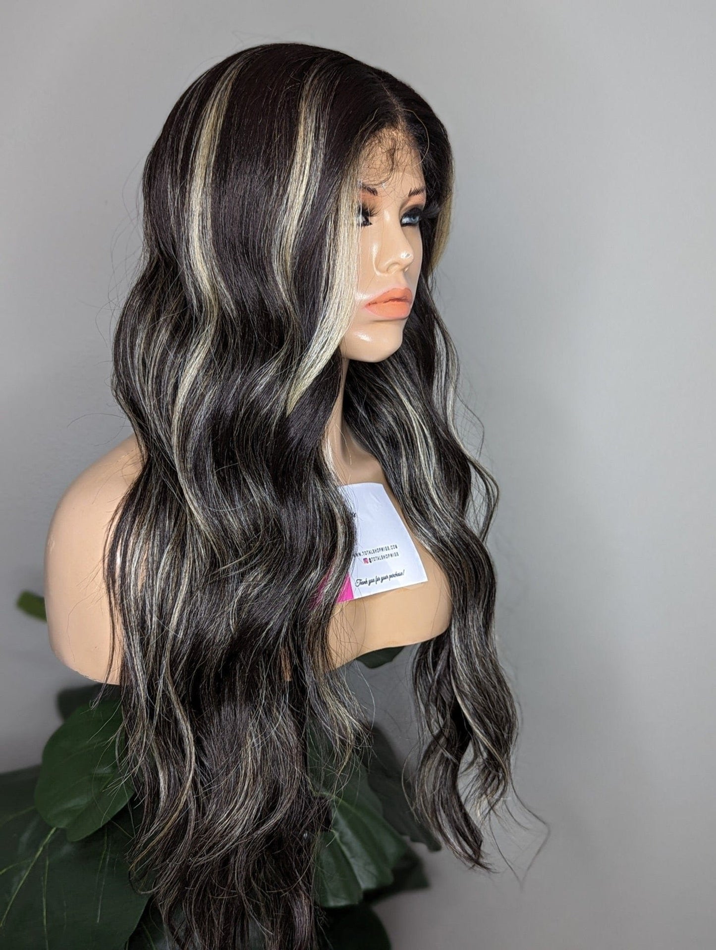 Amina - TotalShopWigs