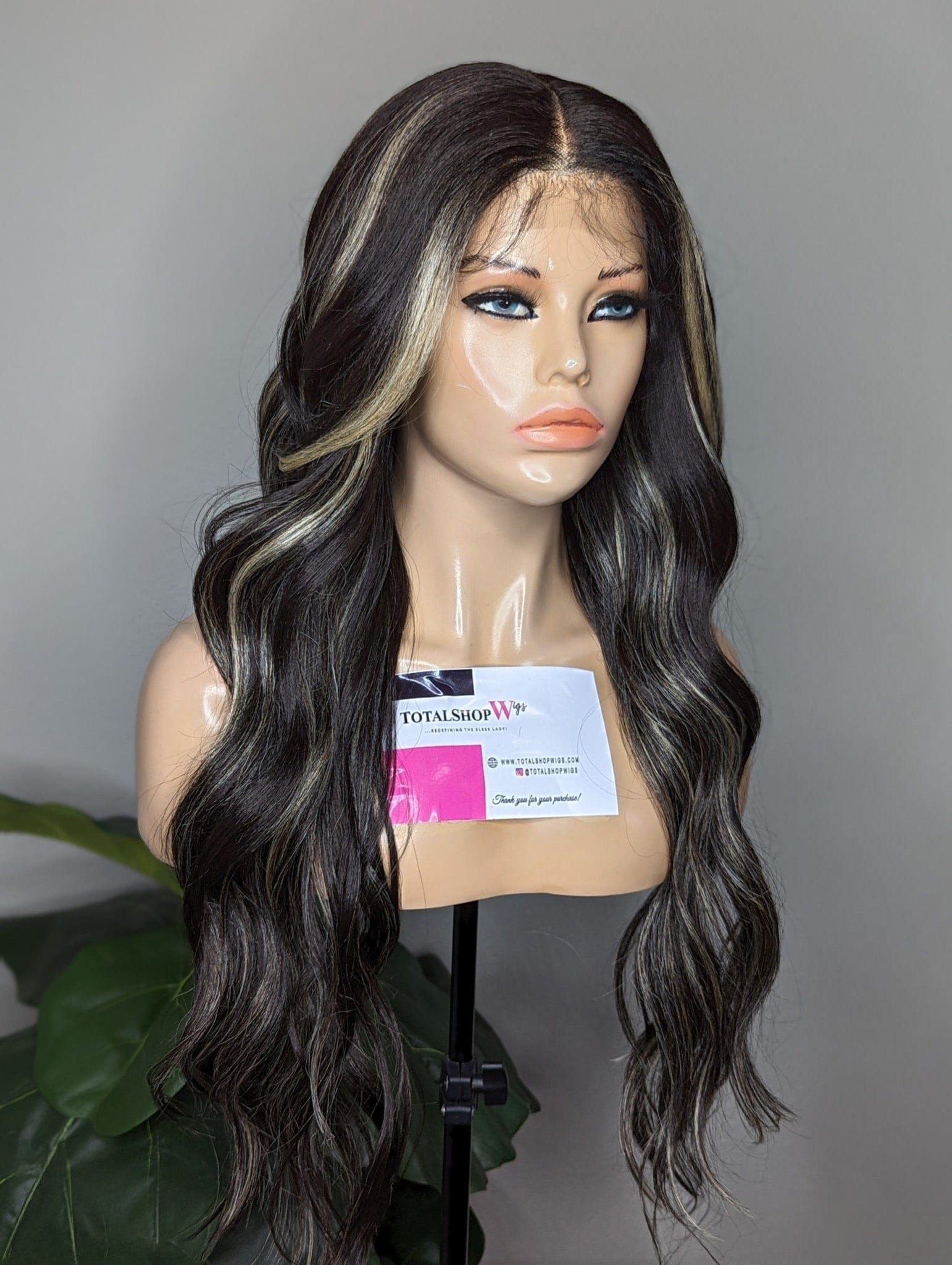 Amina - TotalShopWigs